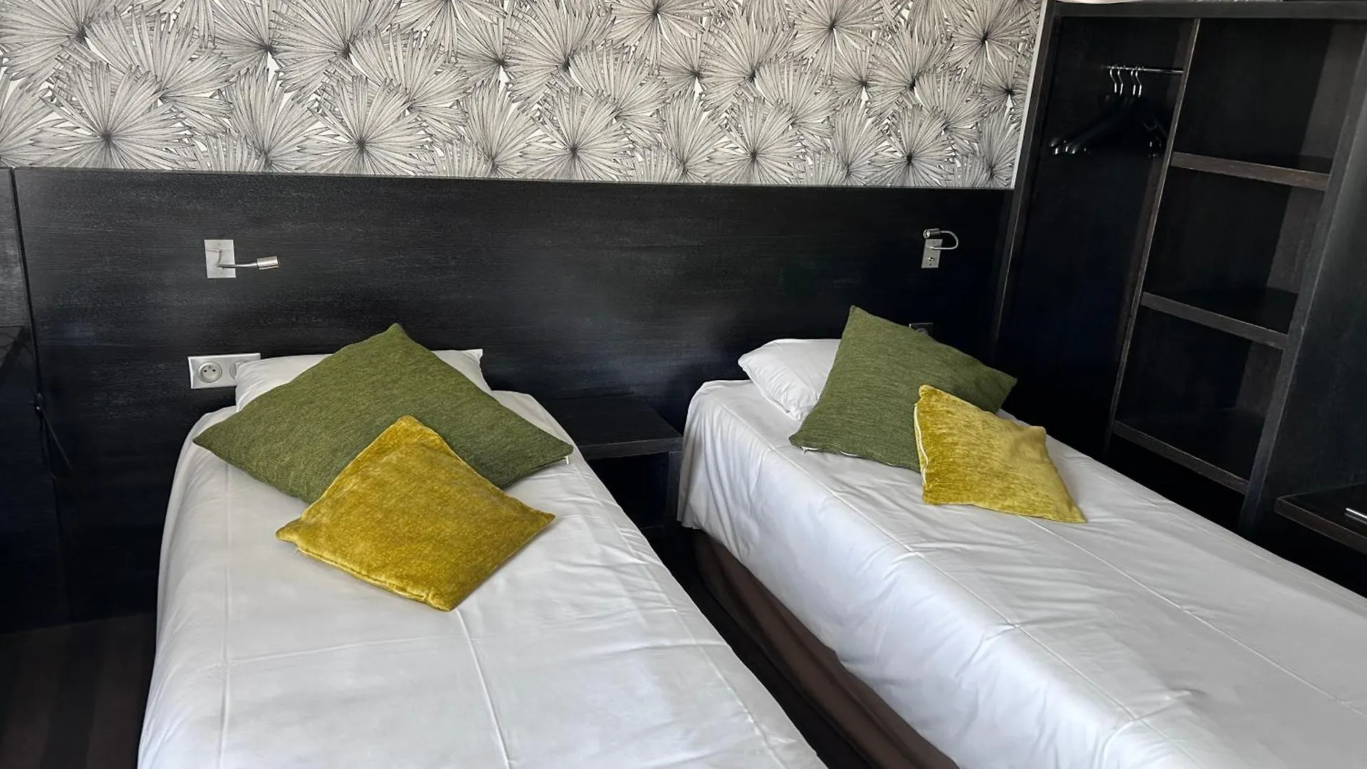 Ax Hotel Spa & Restaurant Chorges