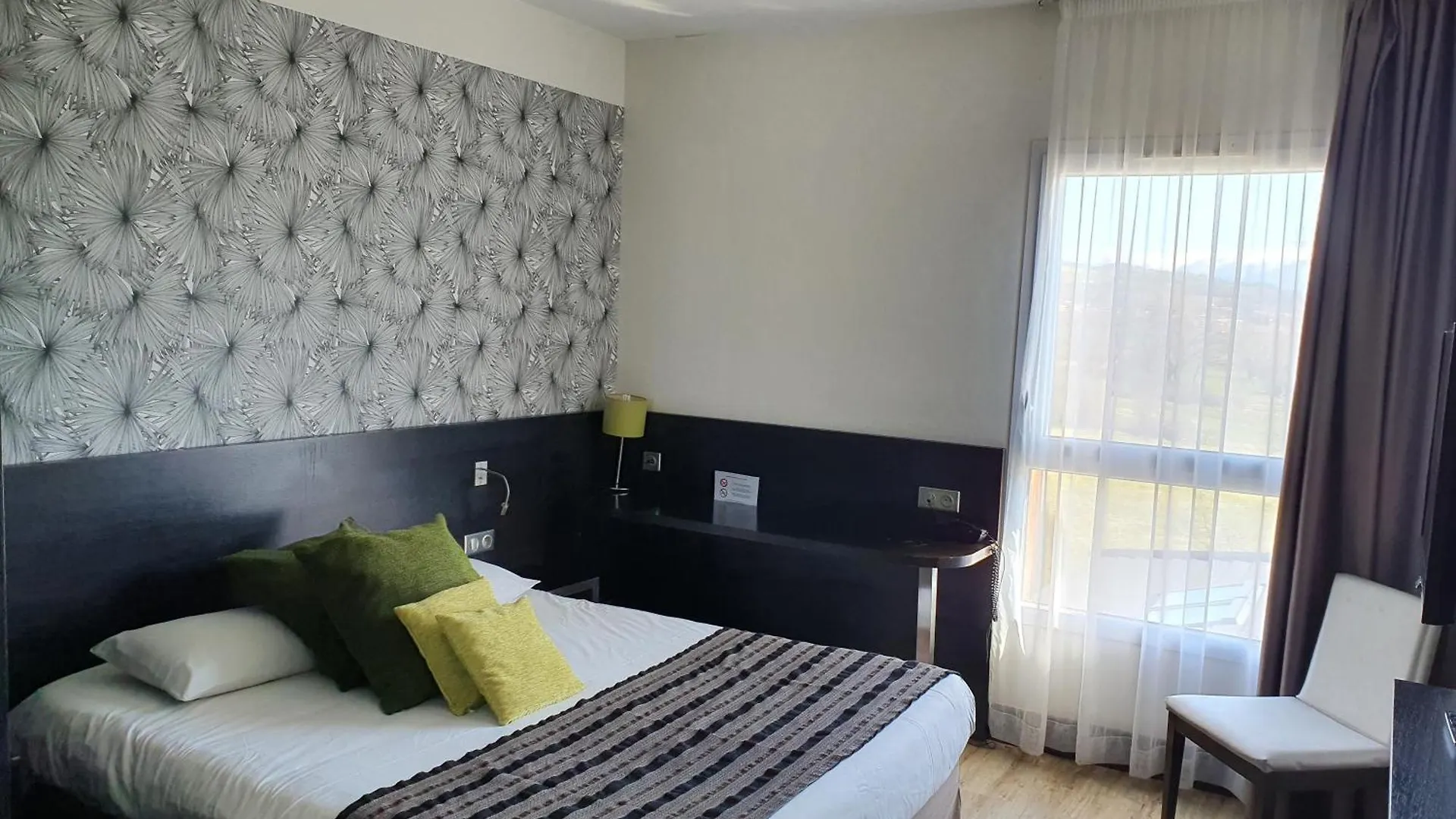 Ax Hotel Spa & Restaurant