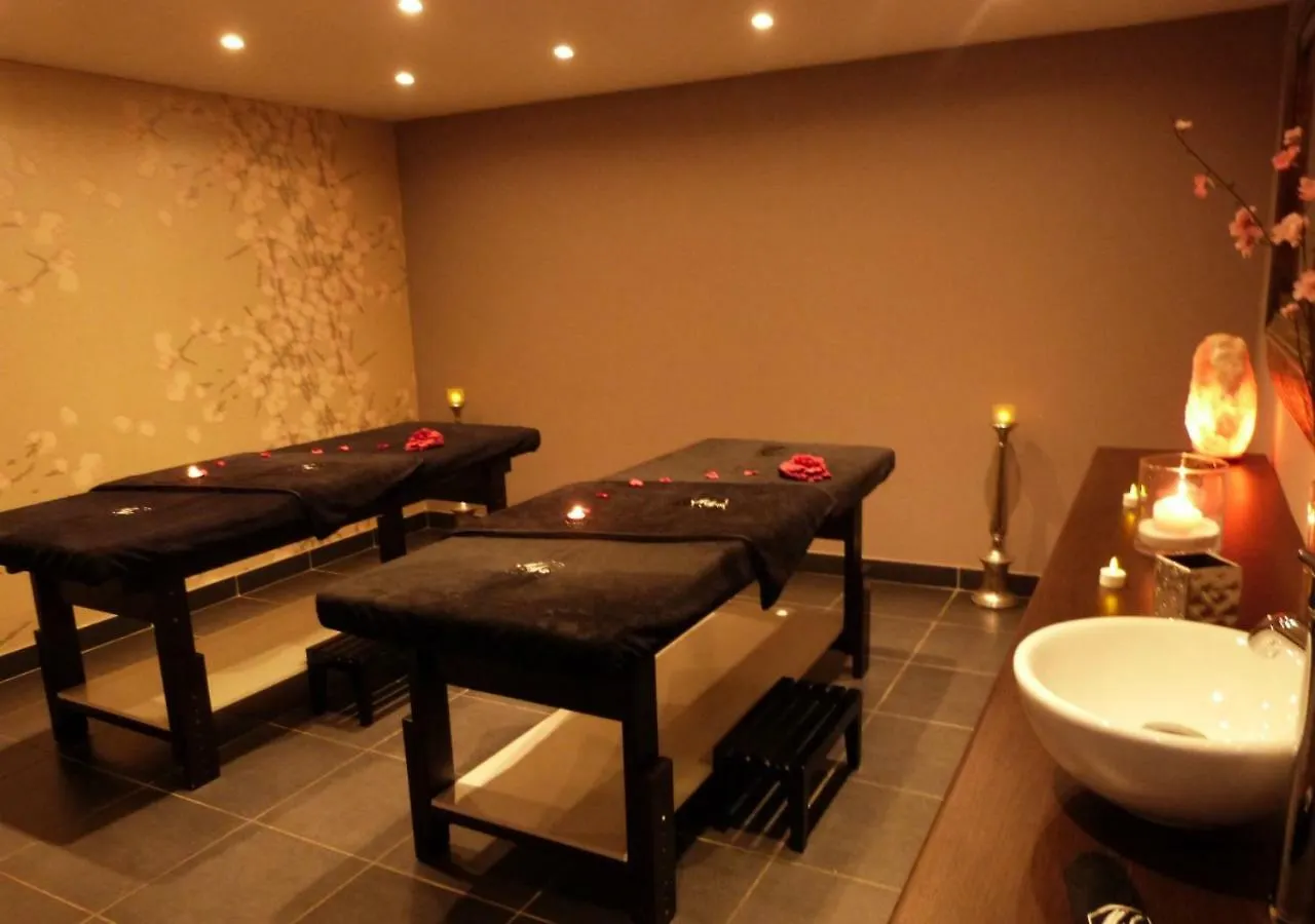 Ax Hotel Spa & Restaurant 3*, Chorges France