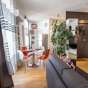 https://hibiscus-apartments.hotels-rhonealpes.com